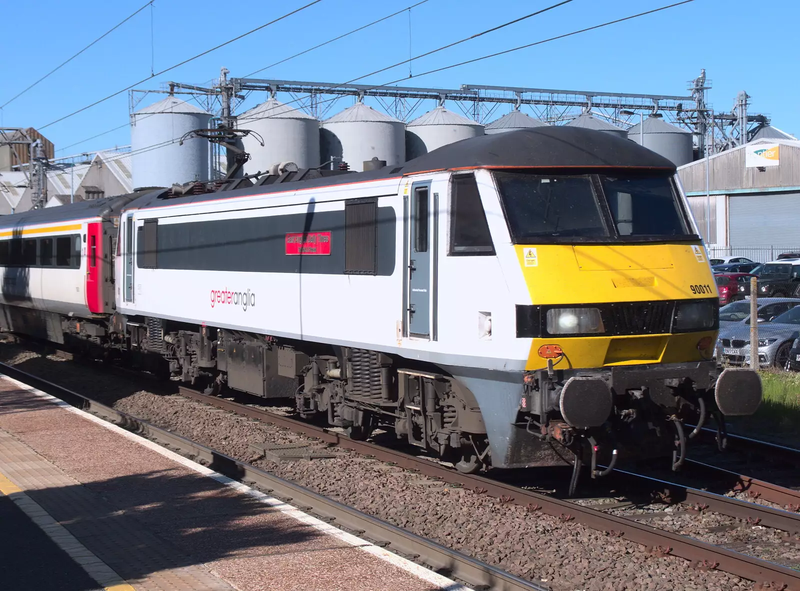 Class 90 90011 'East Anglian Daily Times' at Diss, from A SwiftKey Lunch, Porchester Place,  Edgware Road, London - 27th June 2018