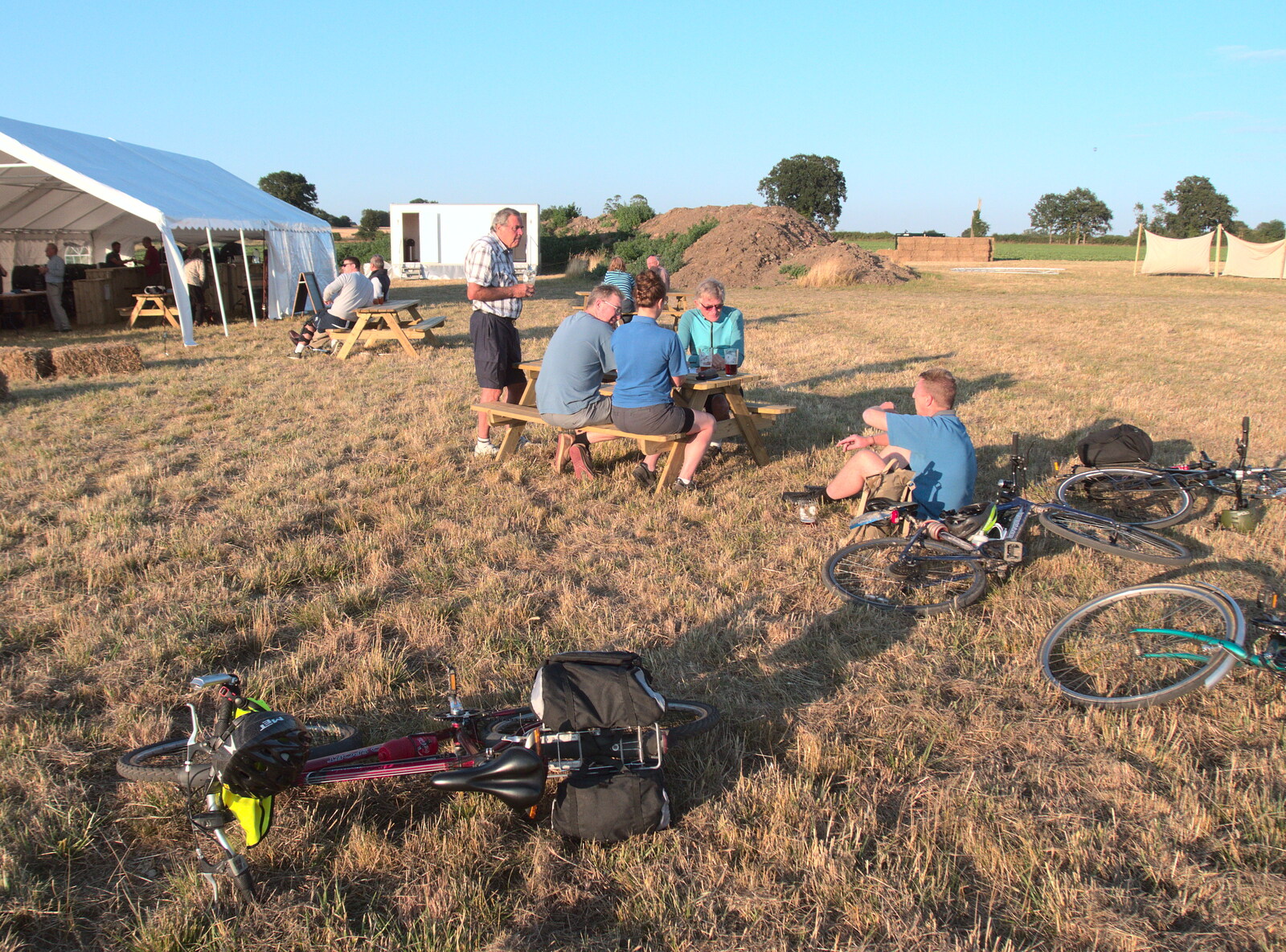 The BSCC on the grass at Star Wing from The BSCC Rides to Star Wing Beer Festival, Redgrave, Suffolk - 12th July 2018