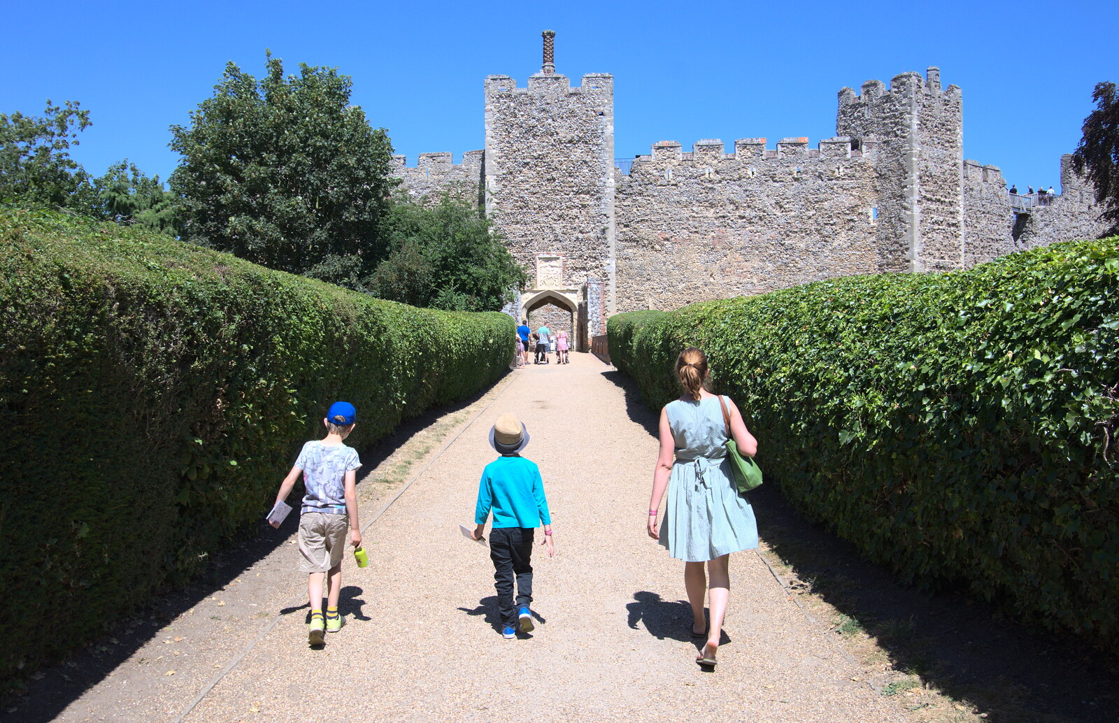 Heading to the castle entrance from A Postcard from the Castle on the Hill, Framlingham, Suffolk - 14th July 2018