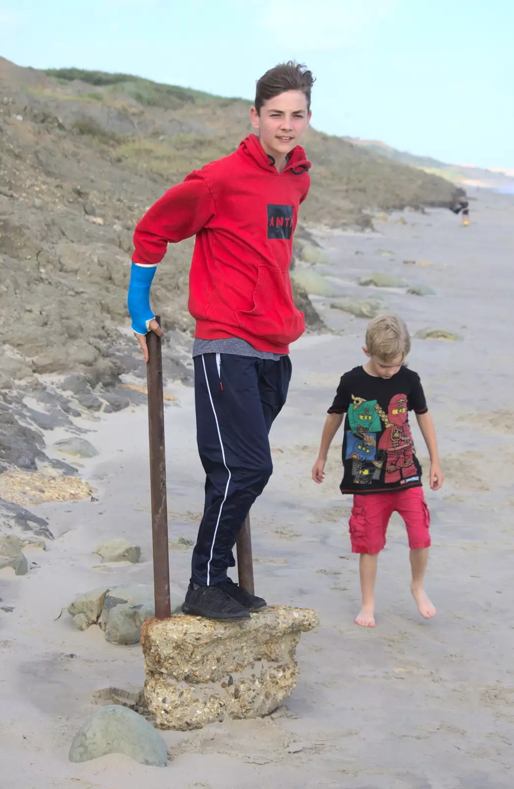 Rowan on a rock, from Blustery Beach Trips, Walkford and Highcliffe, Dorset - 29th July 2018