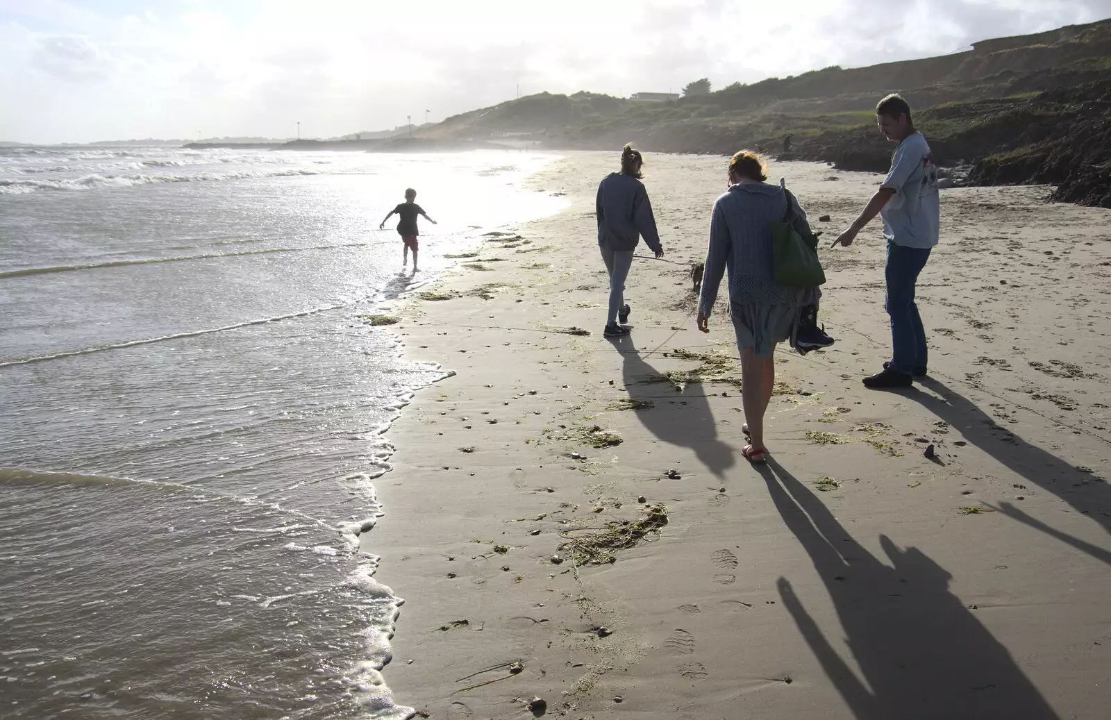 The gang walk into the light, from Blustery Beach Trips, Walkford and Highcliffe, Dorset - 29th July 2018