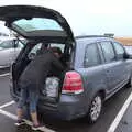 Isobel gets stuff out of the car boot, Blustery Beach Trips, Walkford and Highcliffe, Dorset - 29th July 2018