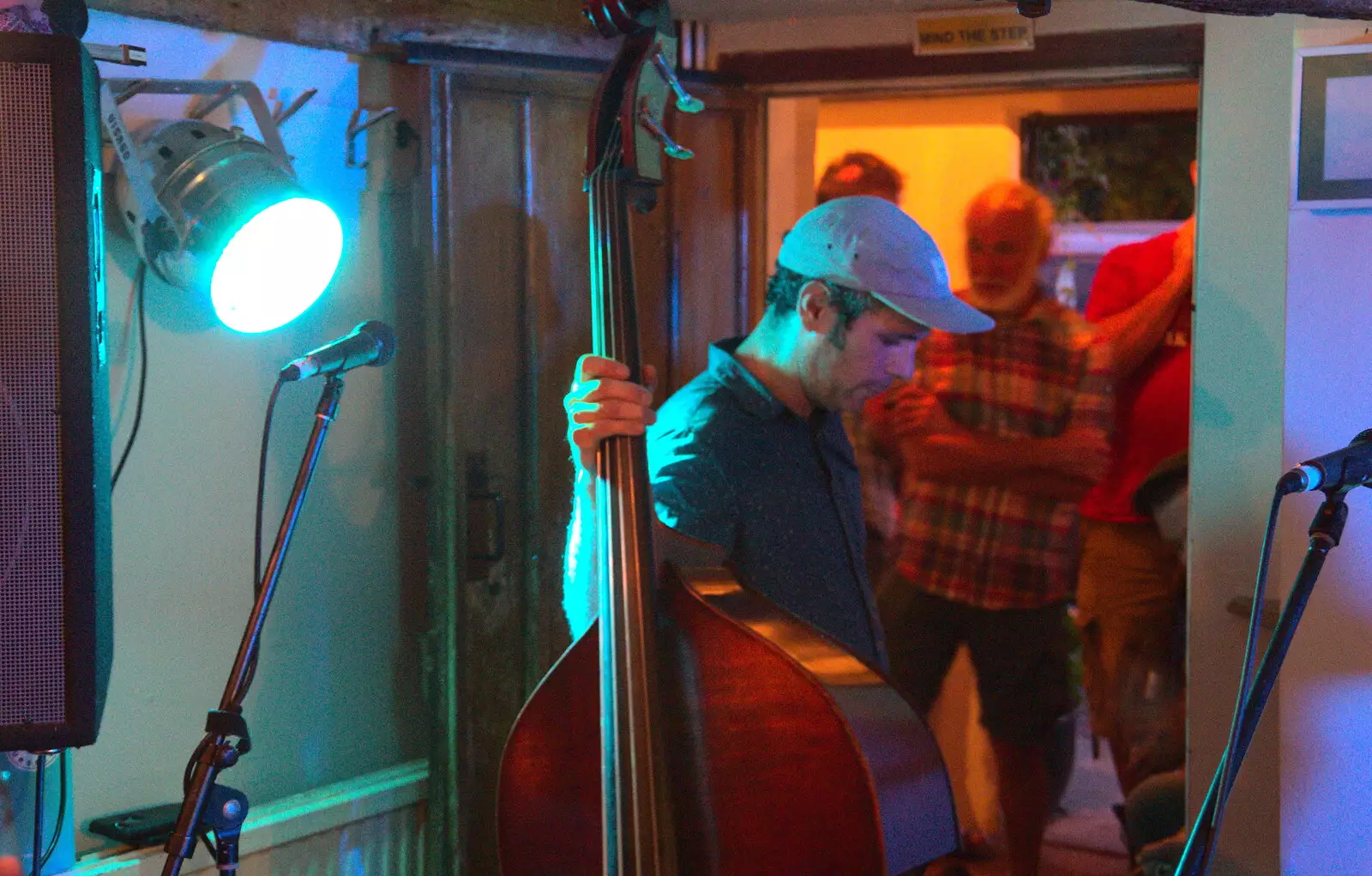 Andrew Van Voorhees on double bass takes a break, from The Whiskey Shivers at The Crown, Burston, Norfolk - 1st August 2018