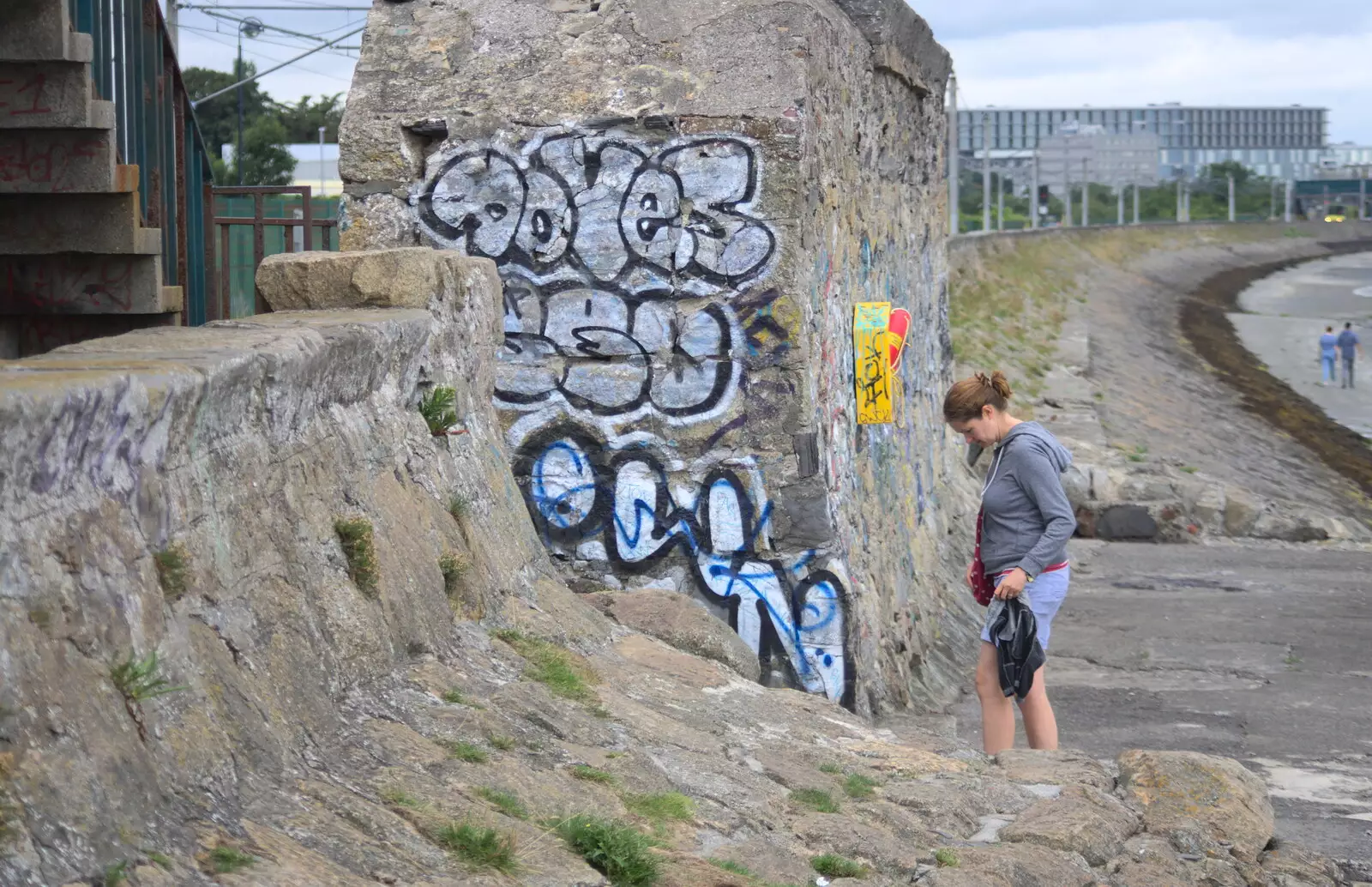 Graffiti on the wall, from A Trip to Da Gorls, Monkstown Farm, County Dublin, Ireland - 4th August 2018