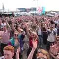 The crowd goes nuts, Beatyard Festival, Dún Laoghaire, County Dublin, Ireland - 5th August 2018