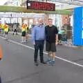 Someone famous poses for a photo at the start line, The Dún Laoghaire 10k Run, County Dublin, Ireland - 6th August 2018