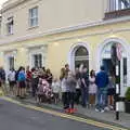 The queue at Scrumdiddly's, The Dún Laoghaire 10k Run, County Dublin, Ireland - 6th August 2018