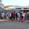 Harry and Isobel queue up to board, A Trip to Carcassonne, Aude, France - 8th August 2018