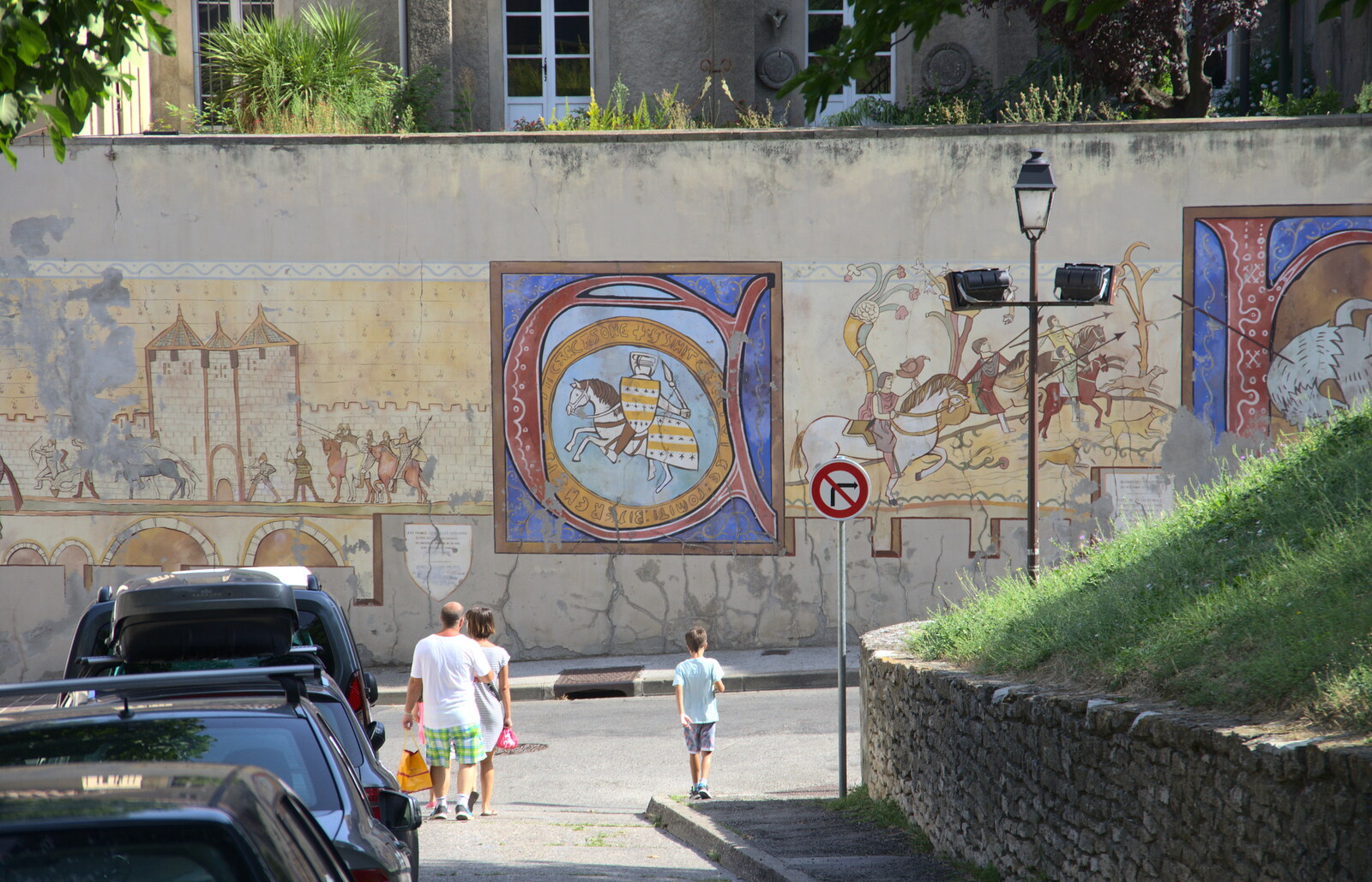 Nice wall murals on the Rue Trivalle from A Trip to Carcassonne, Aude, France - 8th August 2018