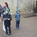 Fred reads the map, A Day at Warwick Castle, Warwickshire - 8th September 2018