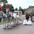 As we leave the great hall, wedding guests arrive, A Day at Warwick Castle, Warwickshire - 8th September 2018