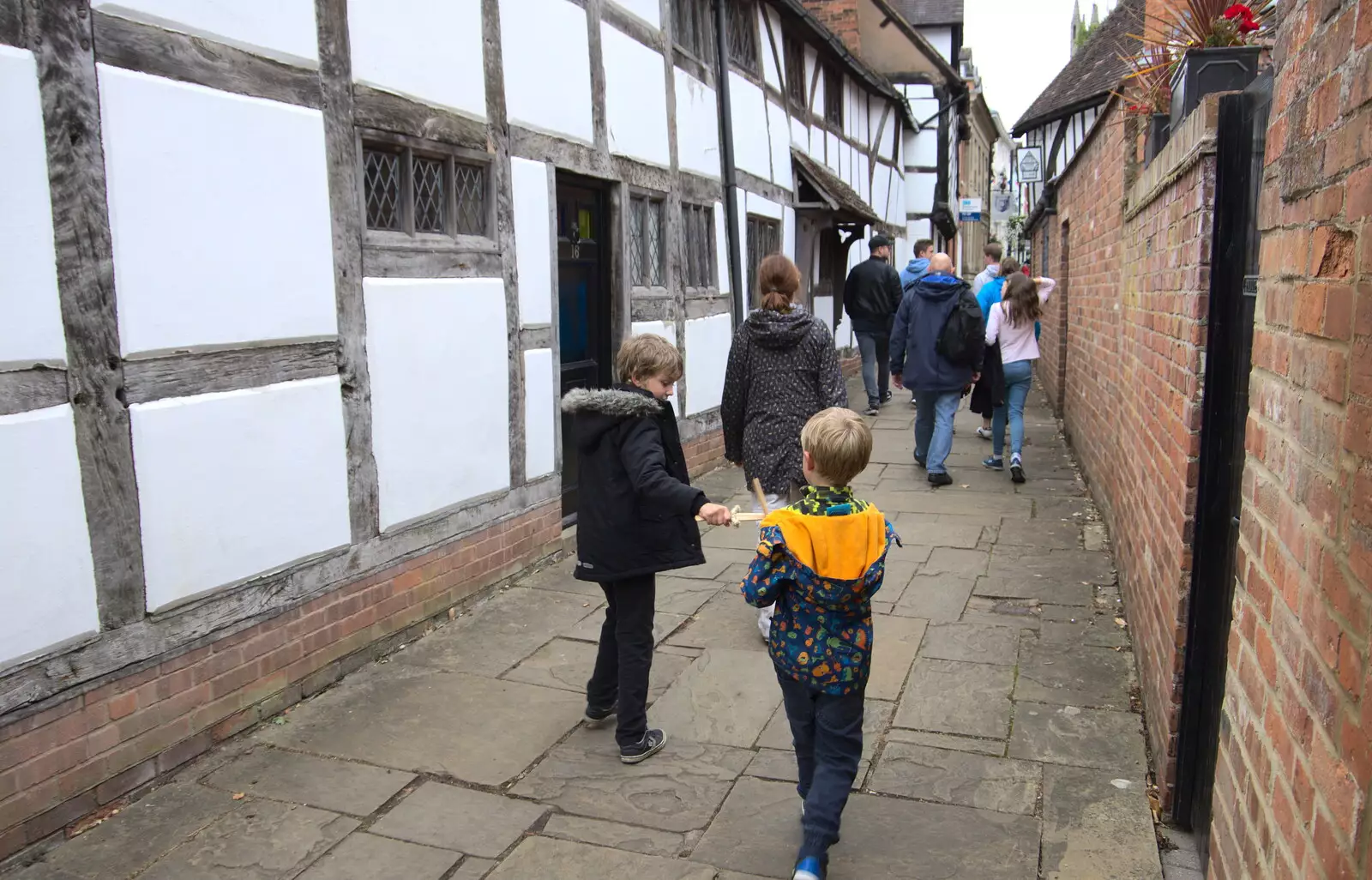 We head into Warwick, from A Day at Warwick Castle, Warwickshire - 8th September 2018