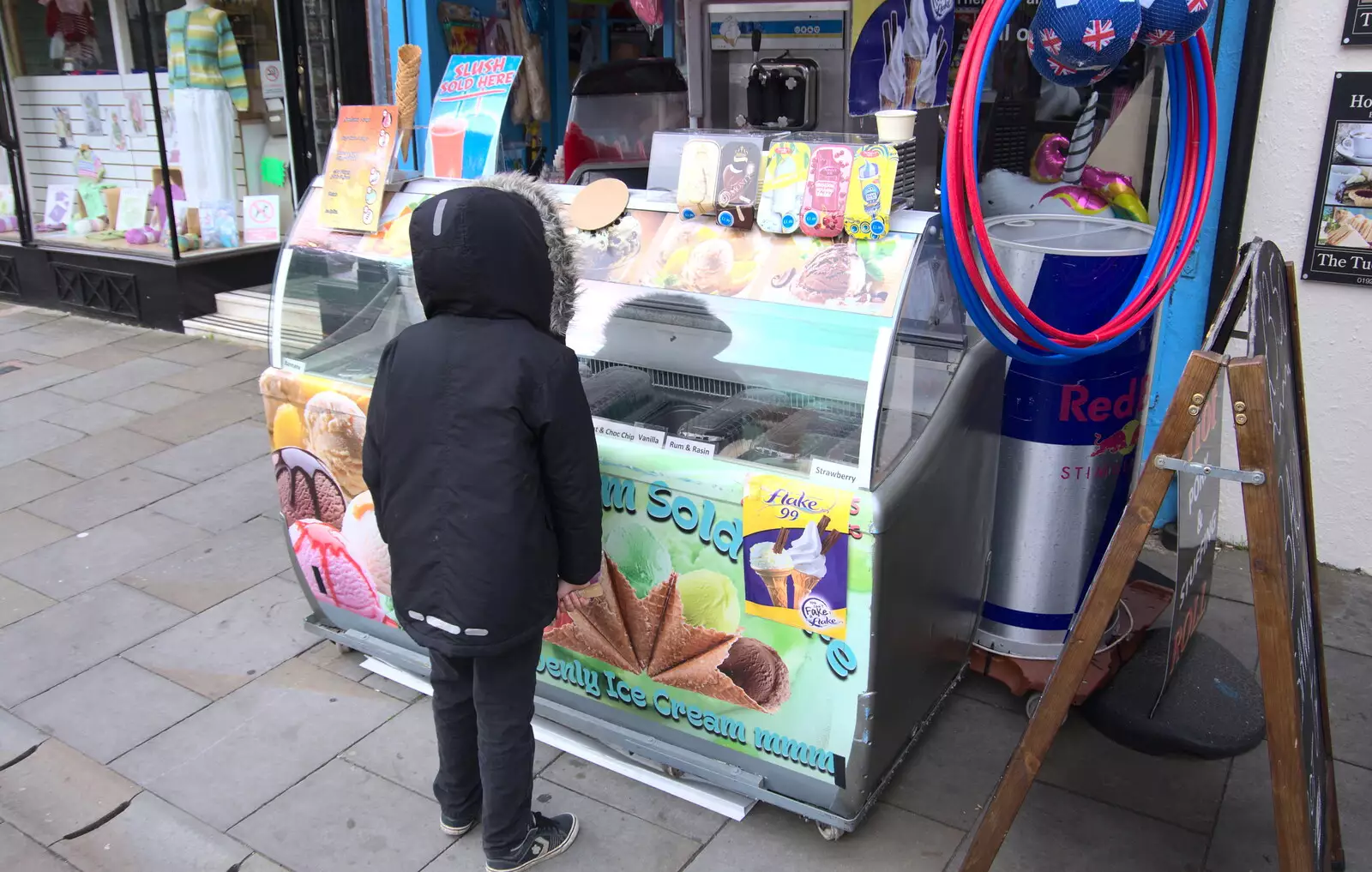 Fred looks longingly at an ice-cream freezer, from A Day at Warwick Castle, Warwickshire - 8th September 2018