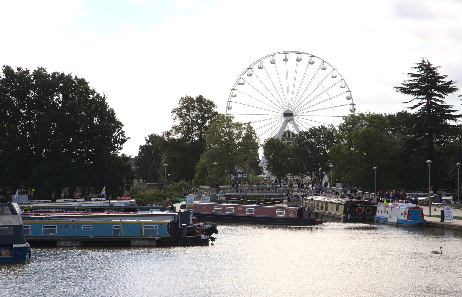 Long boats and a ferris wheel from A Postcard from Stratford-upon-Avon, Warwickshire - 9th September 2018
