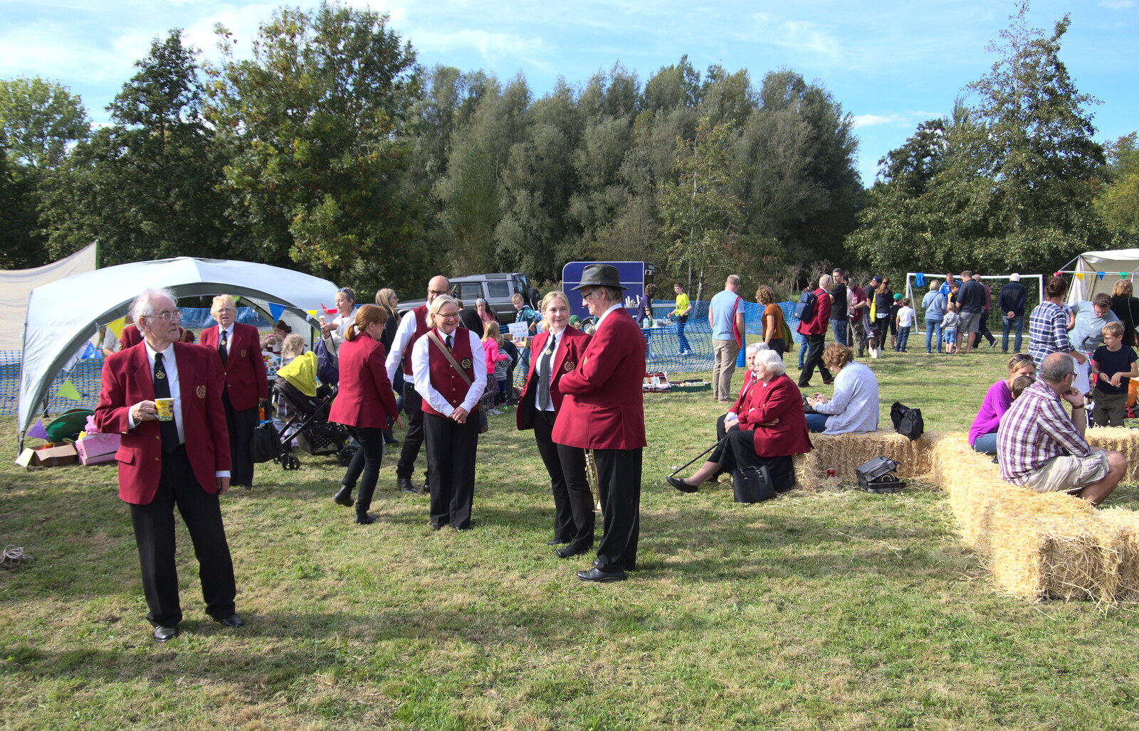 Gislingham Silver Band and the Duck Race, The Pennings, Eye, Suffolk - 29th September 2018: The senior band mill around