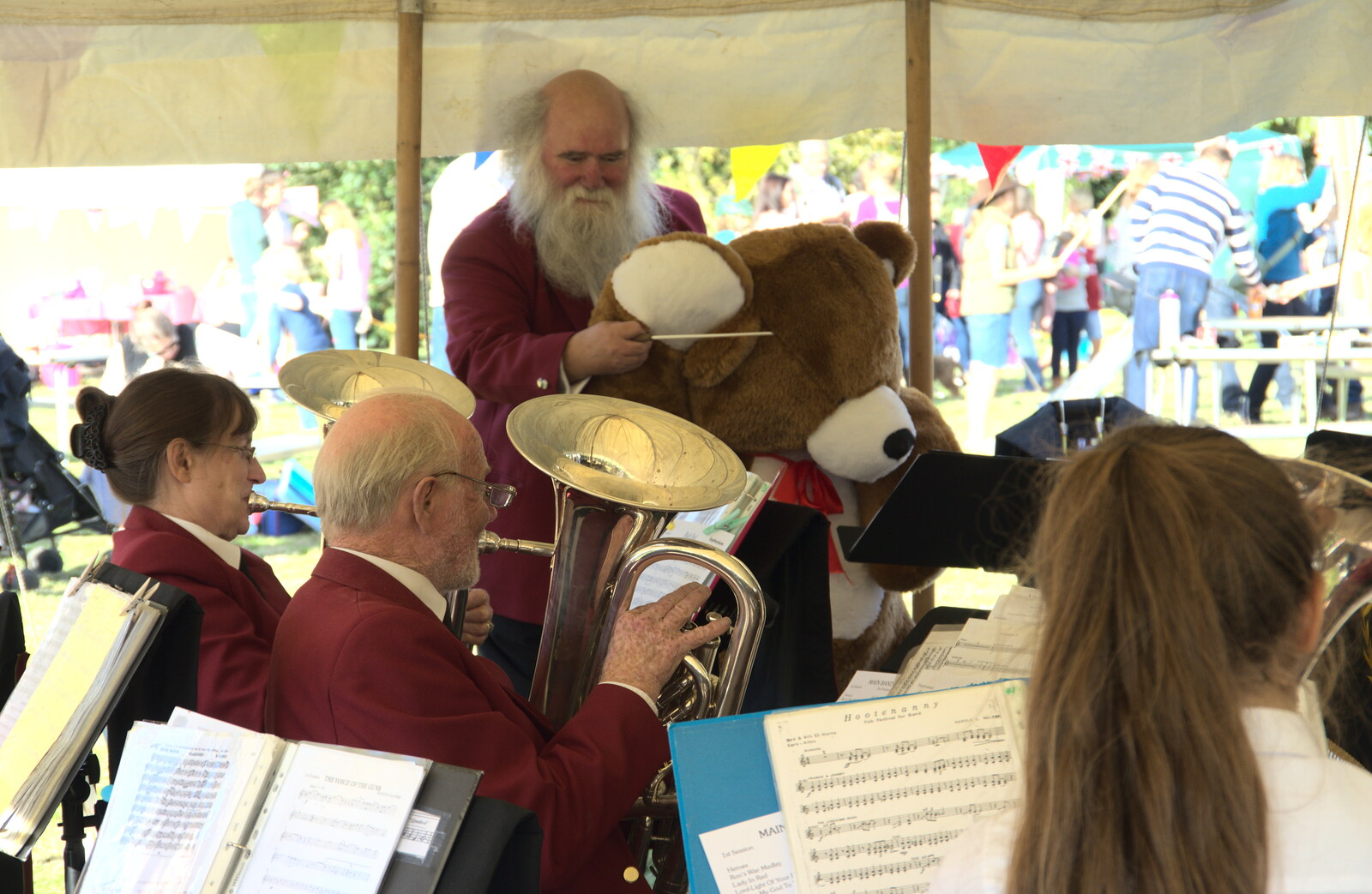 Gislingham Silver Band and the Duck Race, The Pennings, Eye, Suffolk - 29th September 2018: The giant teddy bear does some conducting