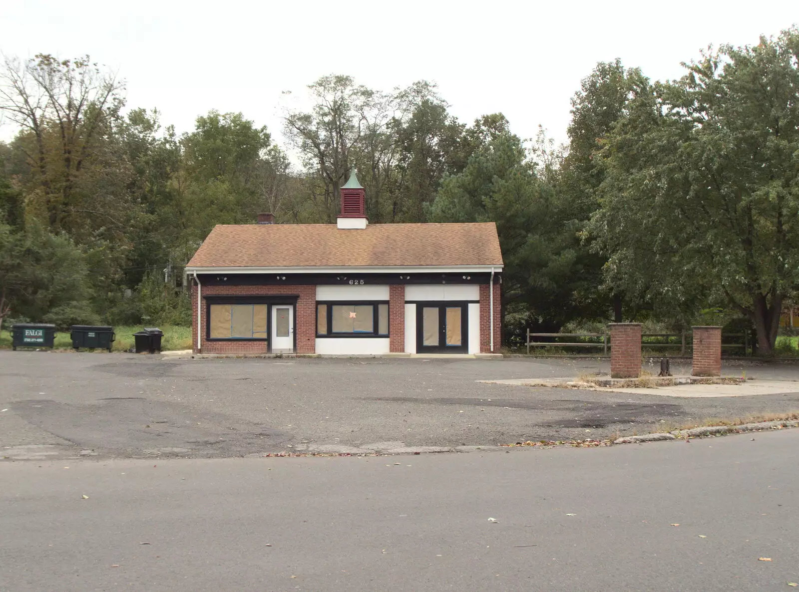 A curious papered-up building in a car park, from A Trip to Short Hills, New Jersey, United States - 20th October 2018