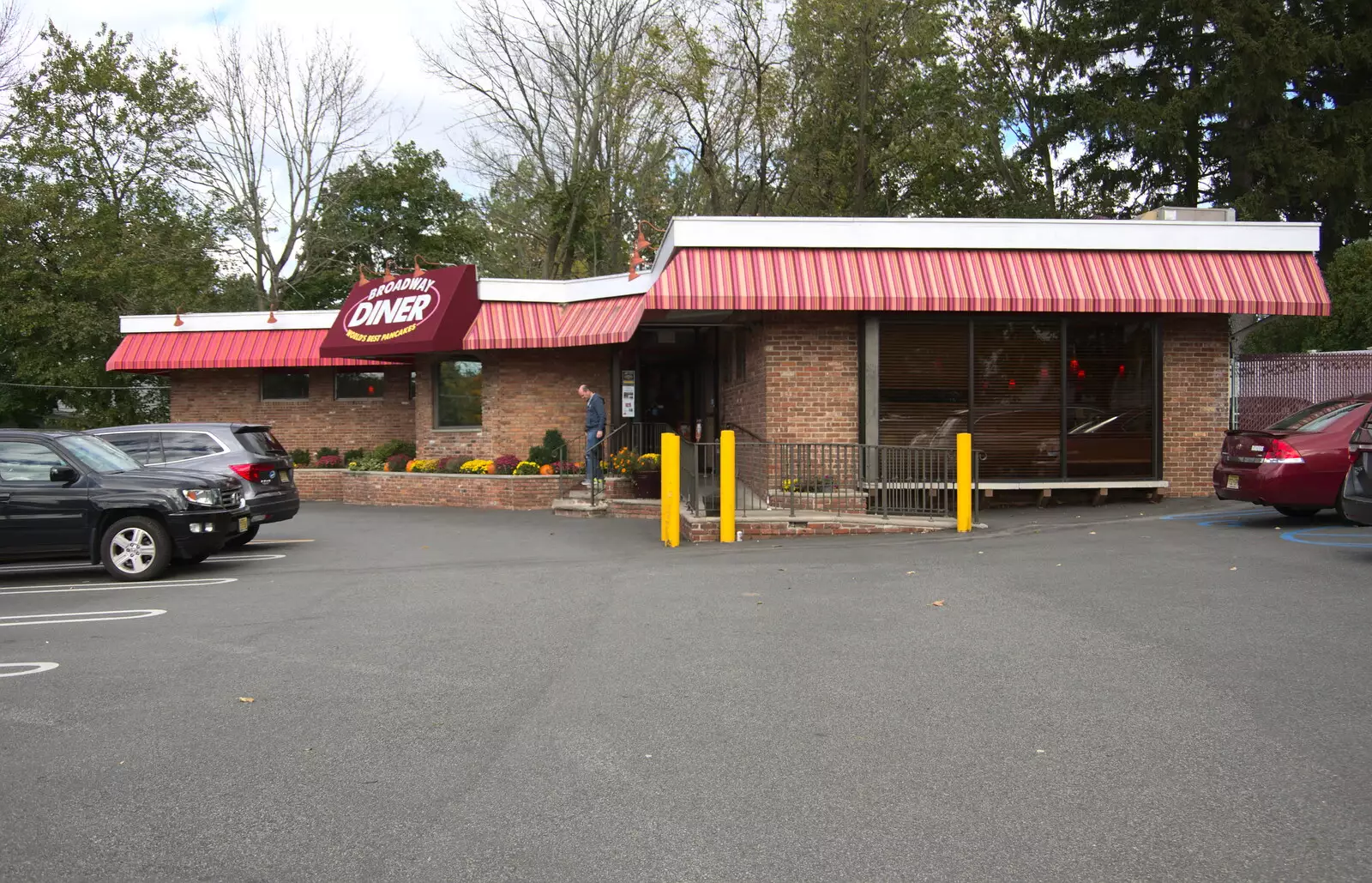 The Broadway Diner in Summit, New Jersey, from A Trip to Short Hills, New Jersey, United States - 20th October 2018