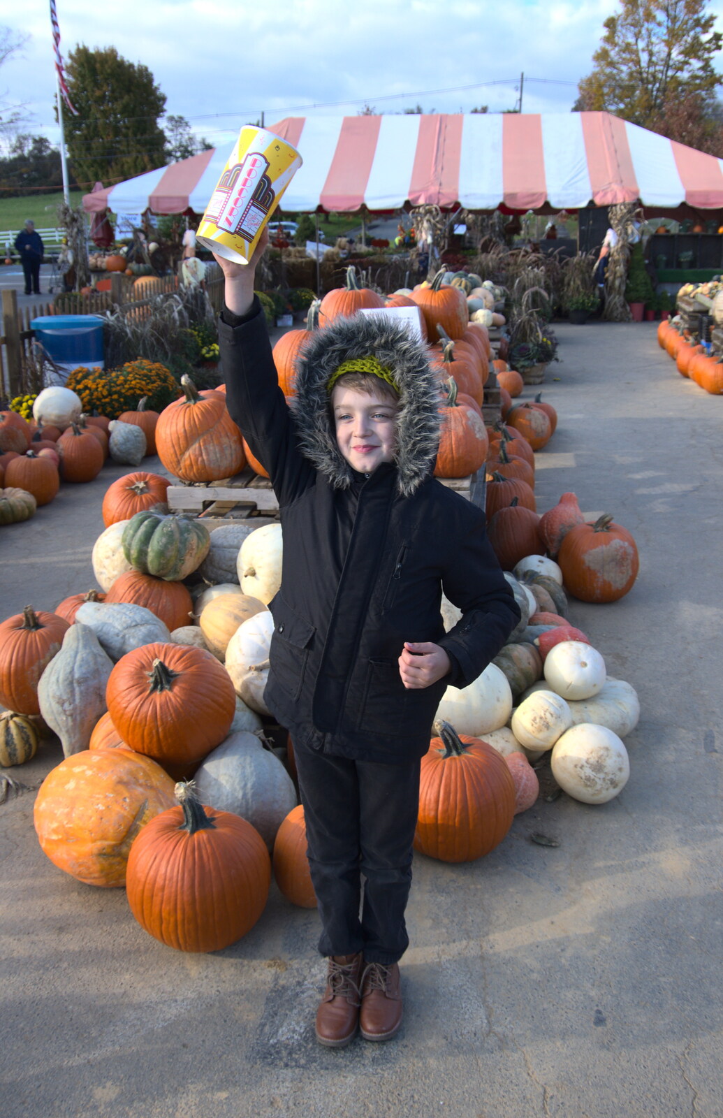 Fred does the Liberty thing too from Pumpkin Picking at Alstede Farm, Chester, Morris County, New Jersey - 24th October 2018
