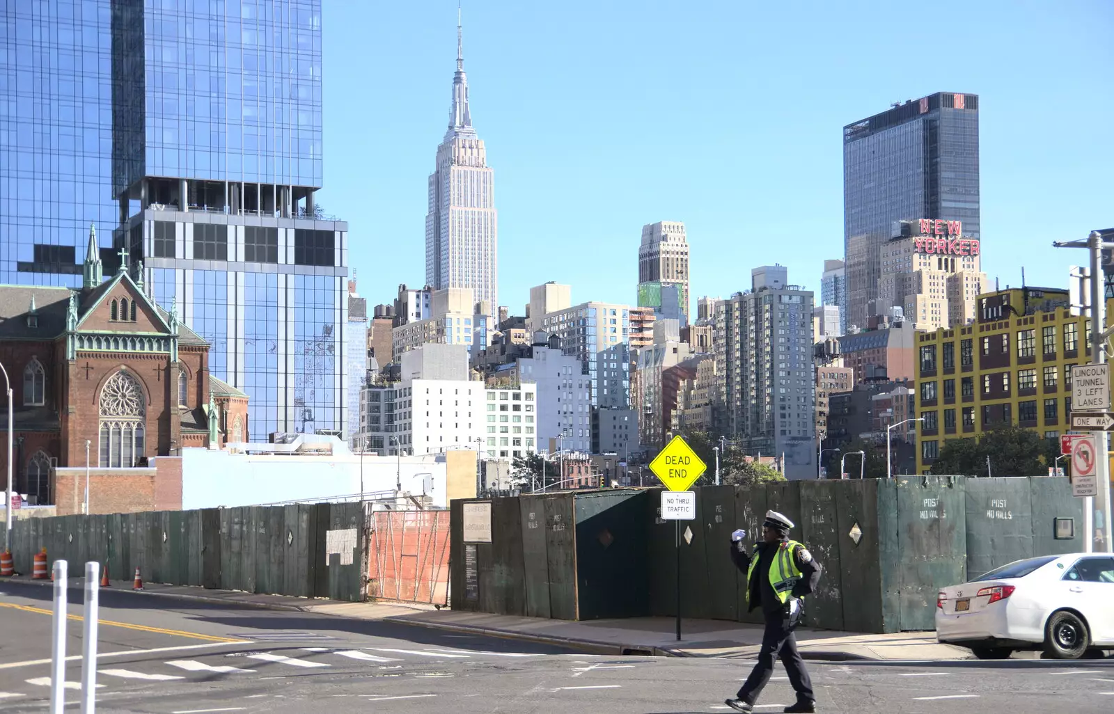 A traffic cop does their thing, from Times Square, USS Intrepid and the High Line, Manhattan, New York - 25th October 2018