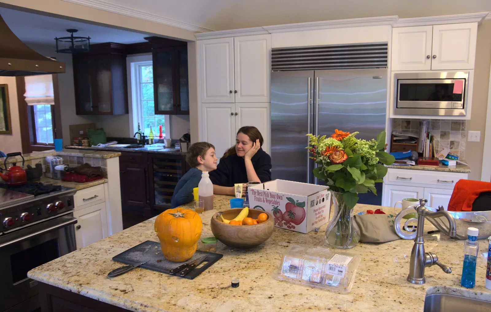 Fred and Isobel in the kitchen, from Times Square, USS Intrepid and the High Line, Manhattan, New York - 25th October 2018