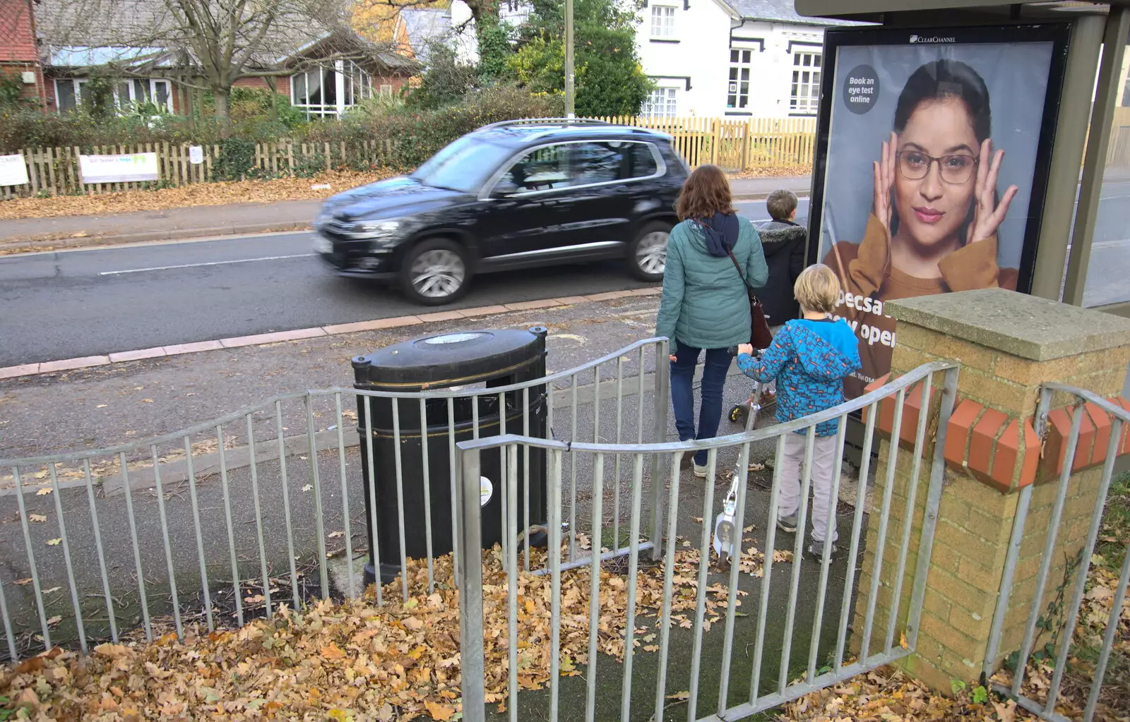 We head off onto Lymington Road, from Thanksgiving in Highcliffe, Dorset - 23rd November 2018