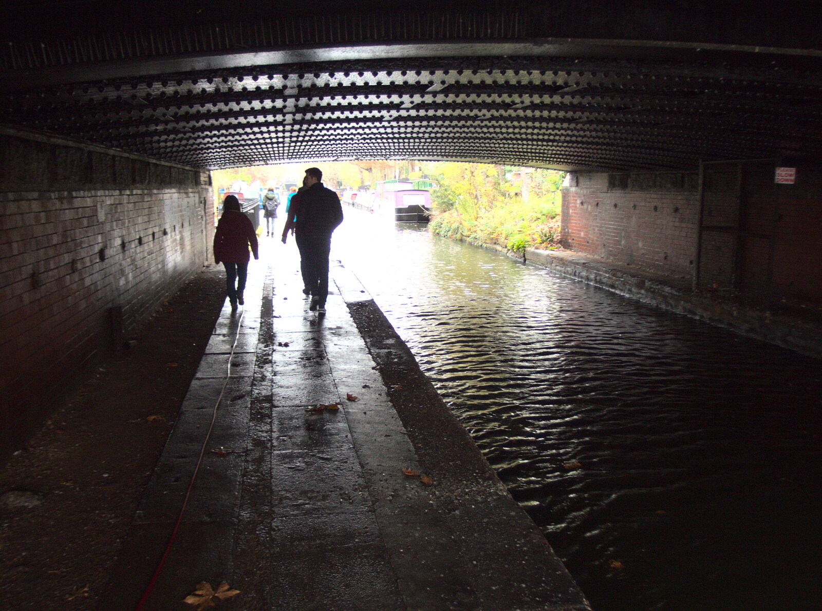 We walk under a canal bridge from Little Venice and the BSCC Christmas Dinner, London and Norfolk - 1st December 2018