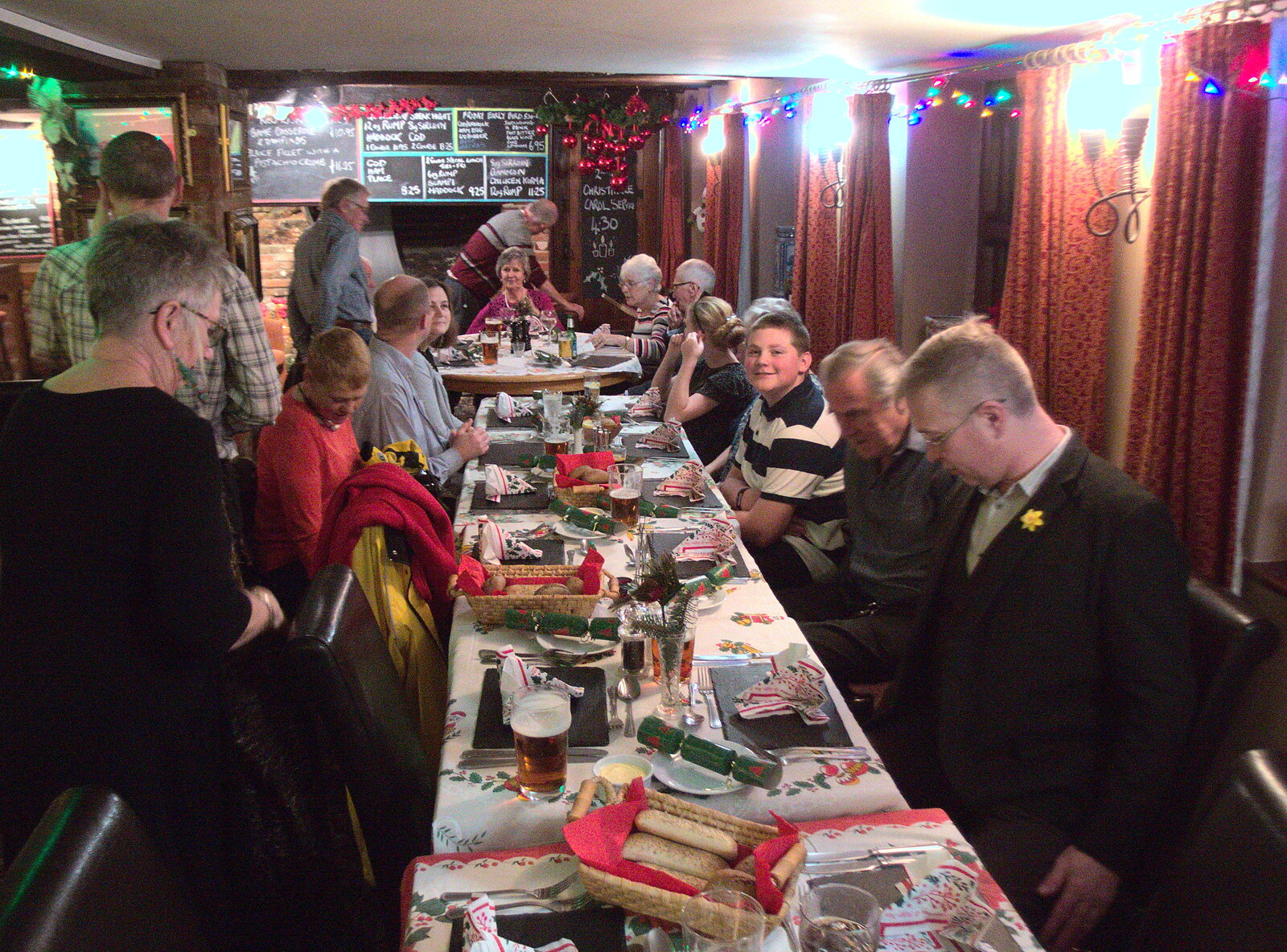 Time for dinner at the Needham Red Lion from Little Venice and the BSCC Christmas Dinner, London and Norfolk - 1st December 2018