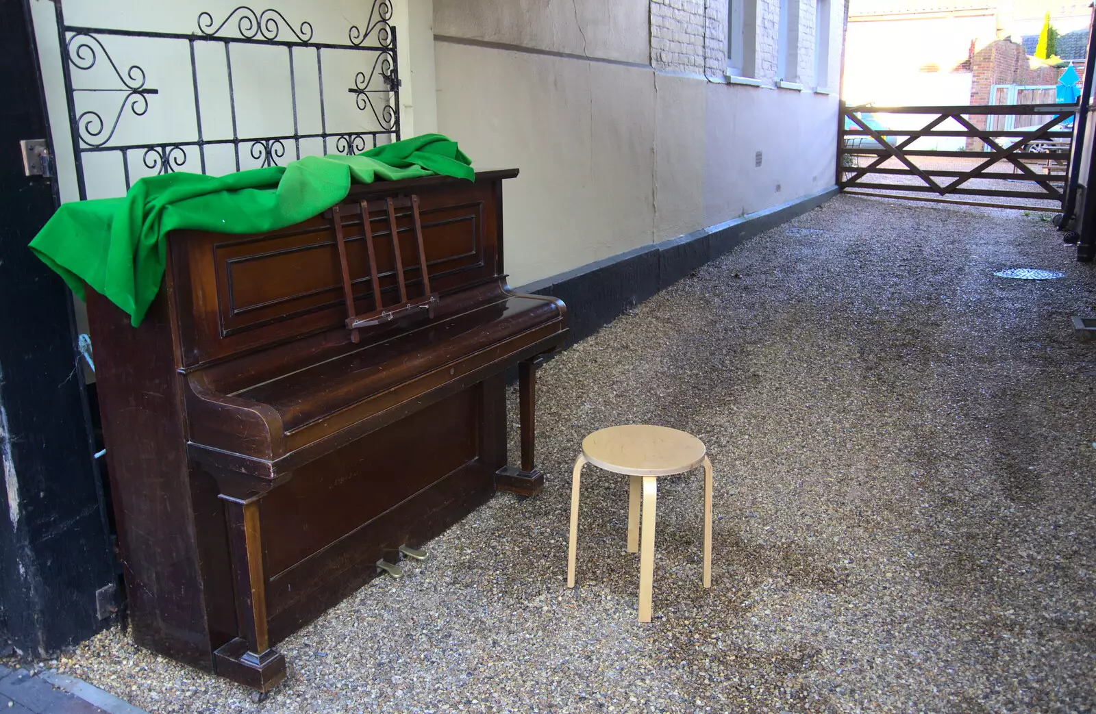 There's an upright piano outside the Greyhound pub, from The St. Nicholas Street Fayre, Diss, Norfolk - 9th December 2018