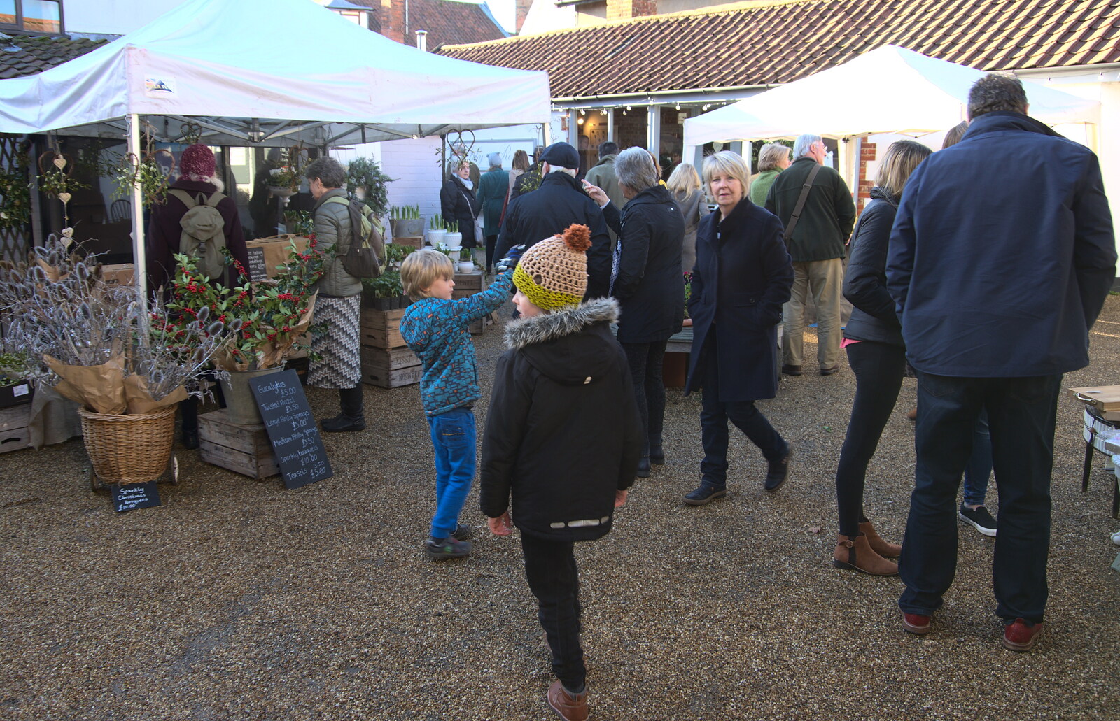 We have a poke around Cobb's Yard from The St. Nicholas Street Fayre, Diss, Norfolk - 9th December 2018