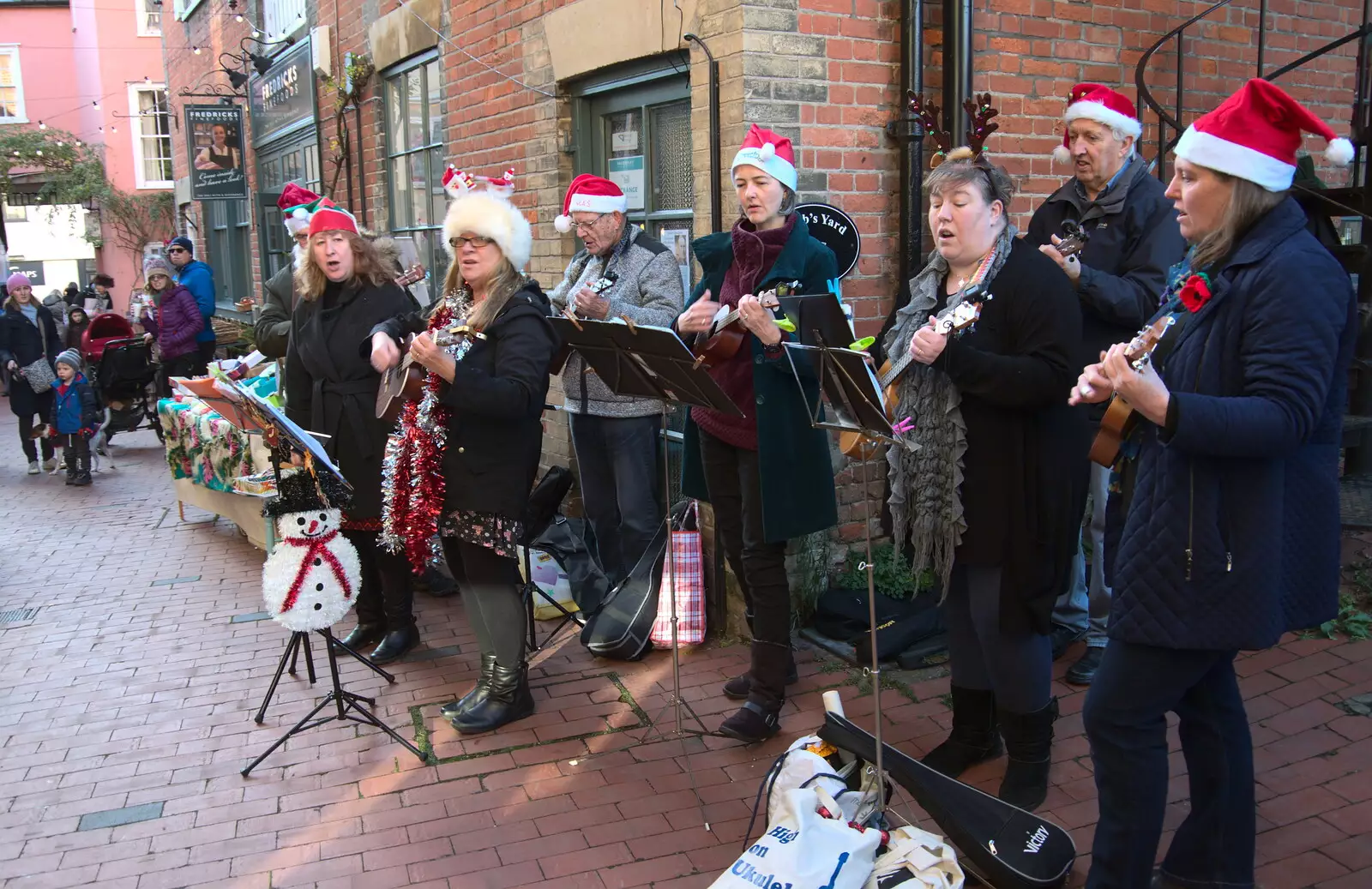 There's now a ukulele band doing its thing, from The St. Nicholas Street Fayre, Diss, Norfolk - 9th December 2018