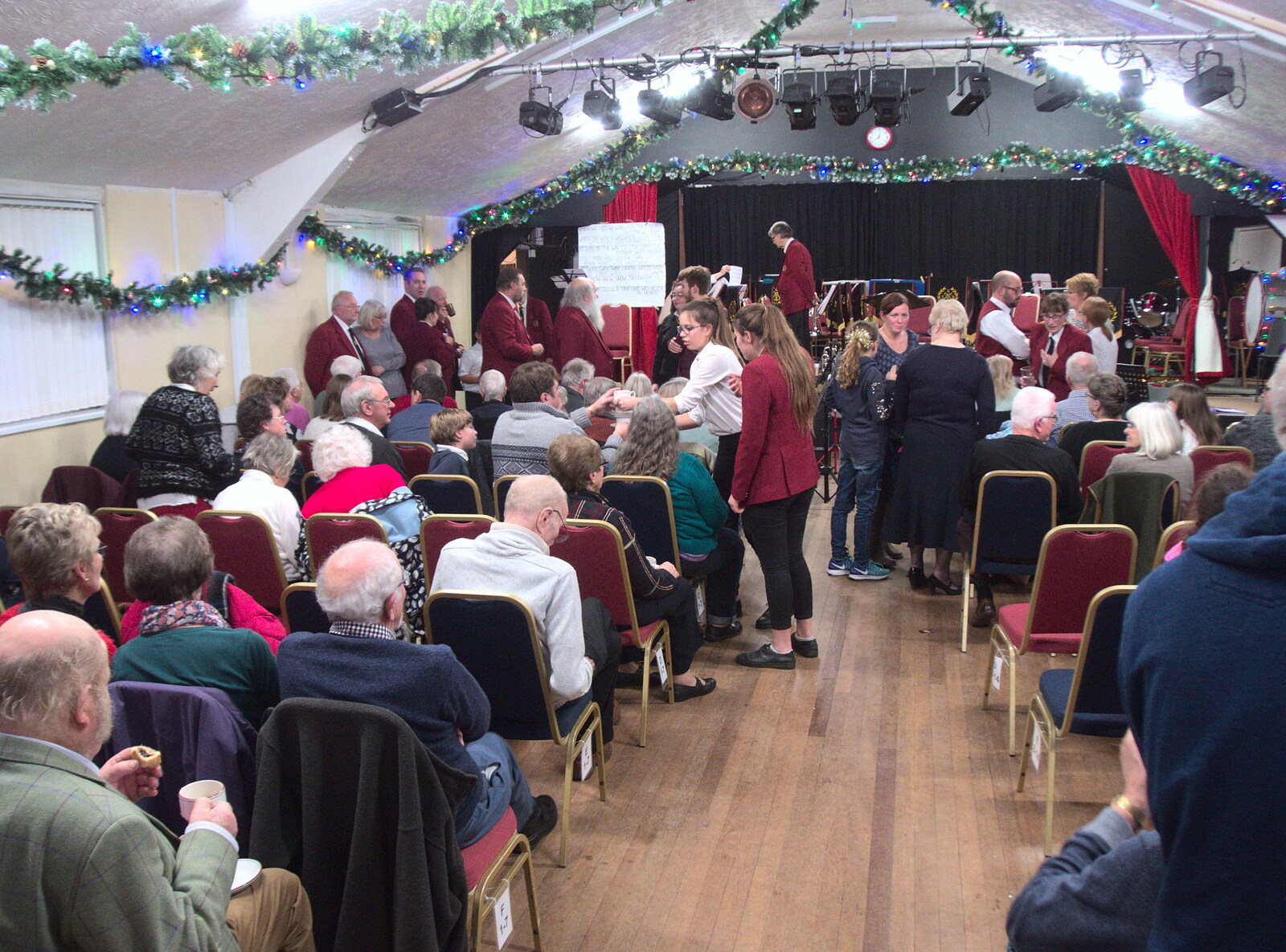 The room fills up from The Gislingham Silver Band Christmas Concert, Gislingham, Suffolk - 11th December 2018
