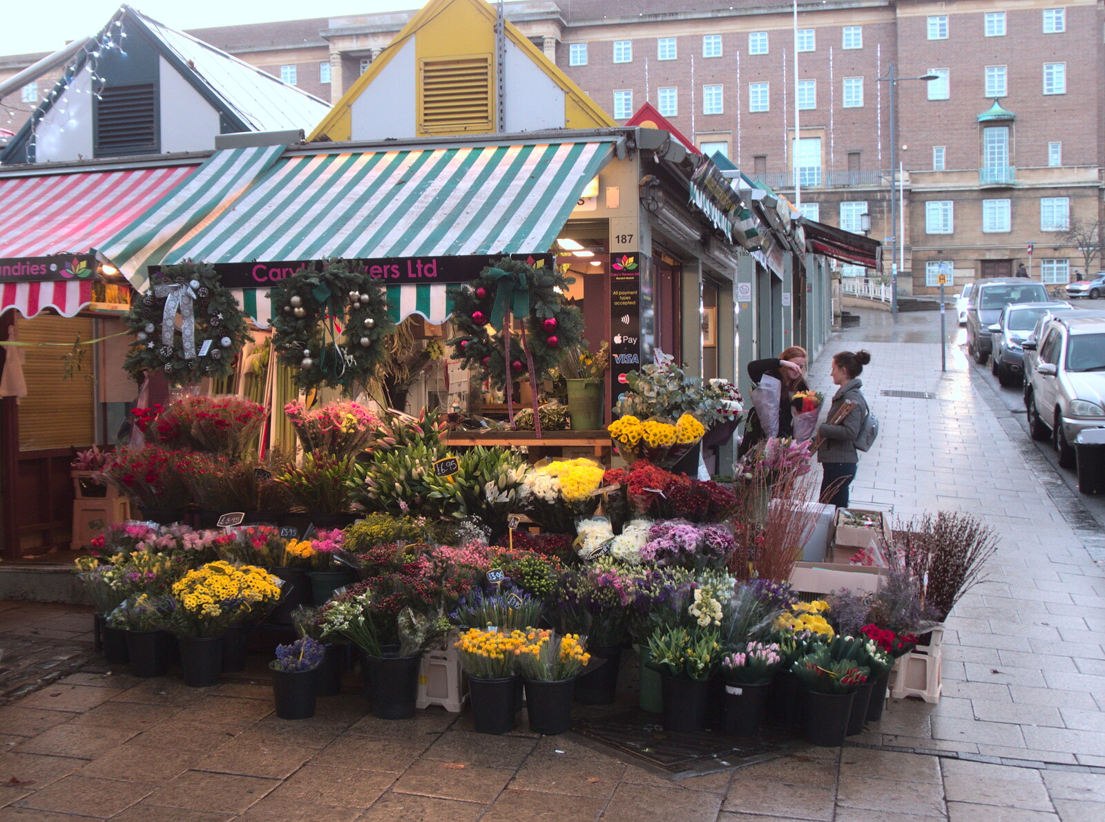 Cary's flower stall, which has been there for ever from A Spot of Christmas Shopping, Norwich, Norfolk - 16th December 2018