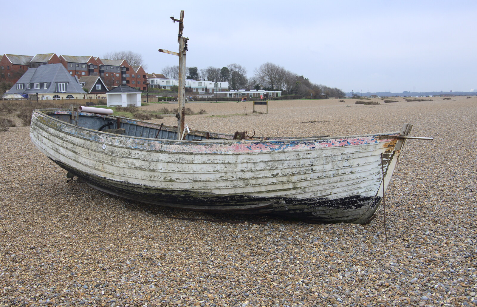 The derelict boat on the beach from A Postcard from Aldeburgh, Suffolk - 6th January 2019