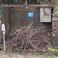 Another refuge that isn't exactly that useful, Railway Graffiti, Tower Hamlets, London - 12th February 2019