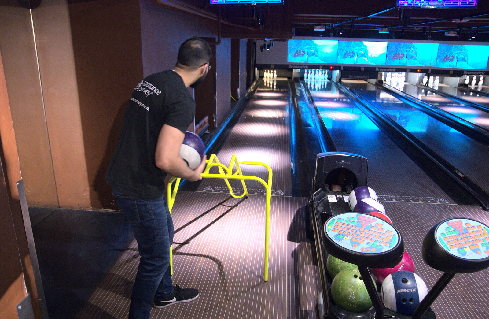 Tehmur pretends he can't bowl from A Team Outing at Namco Funscape, South Bank, London - 27th March 2019