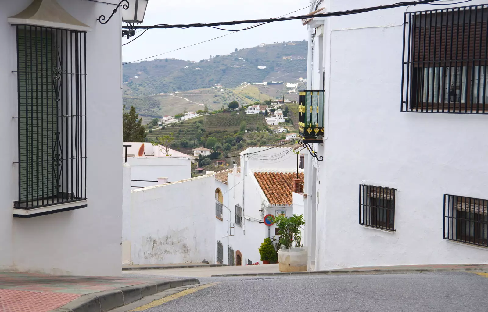 Frigiliana street scene, from The Caves of Nerja, and Frigiliana, Andalusia, Spain - 18th April 2019