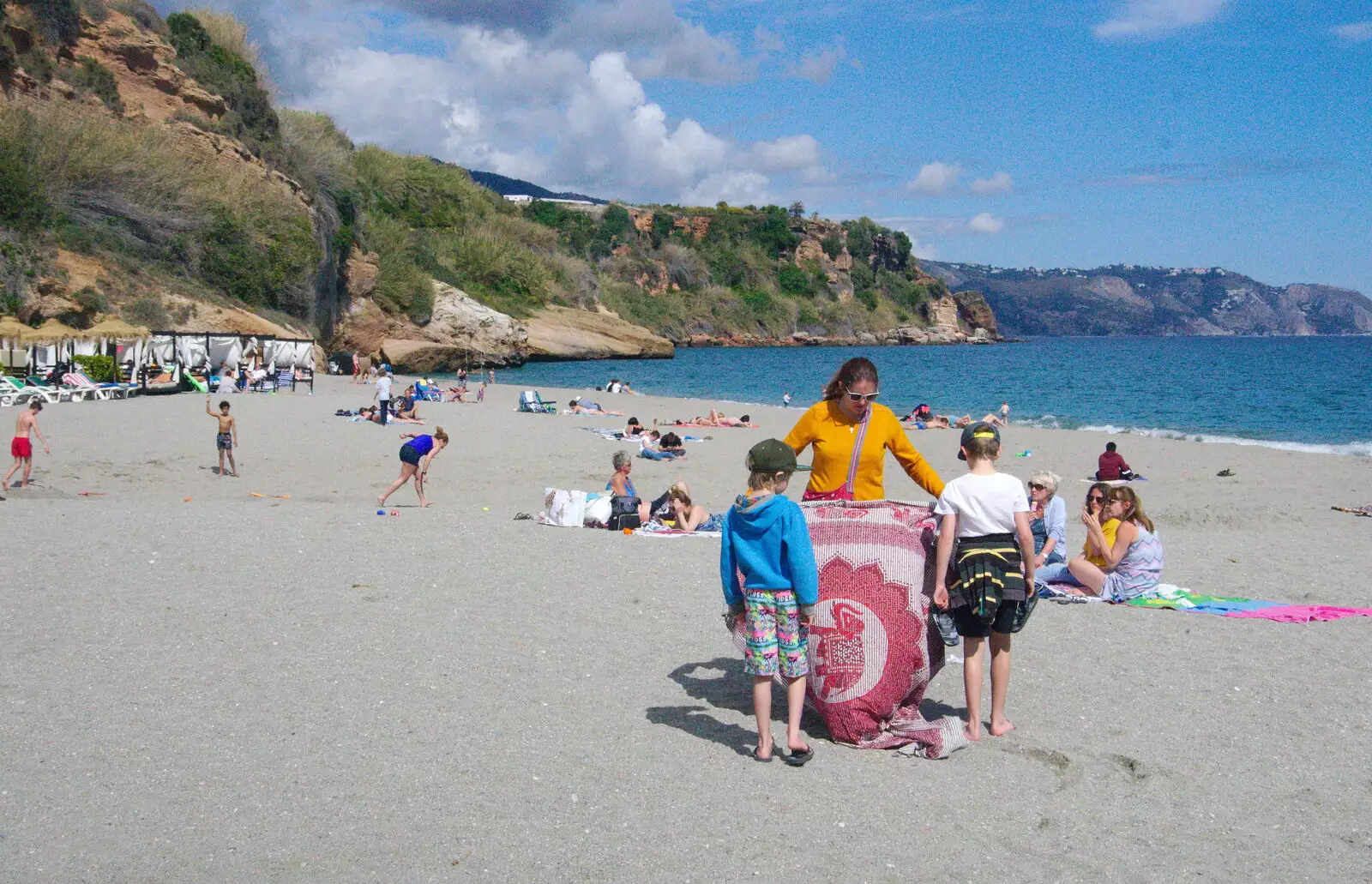 Isobel unfurls our beach blanket, from A Walk up a Hill, Paella on the Beach and Granada, Andalusia, Spain - 19th April 2018