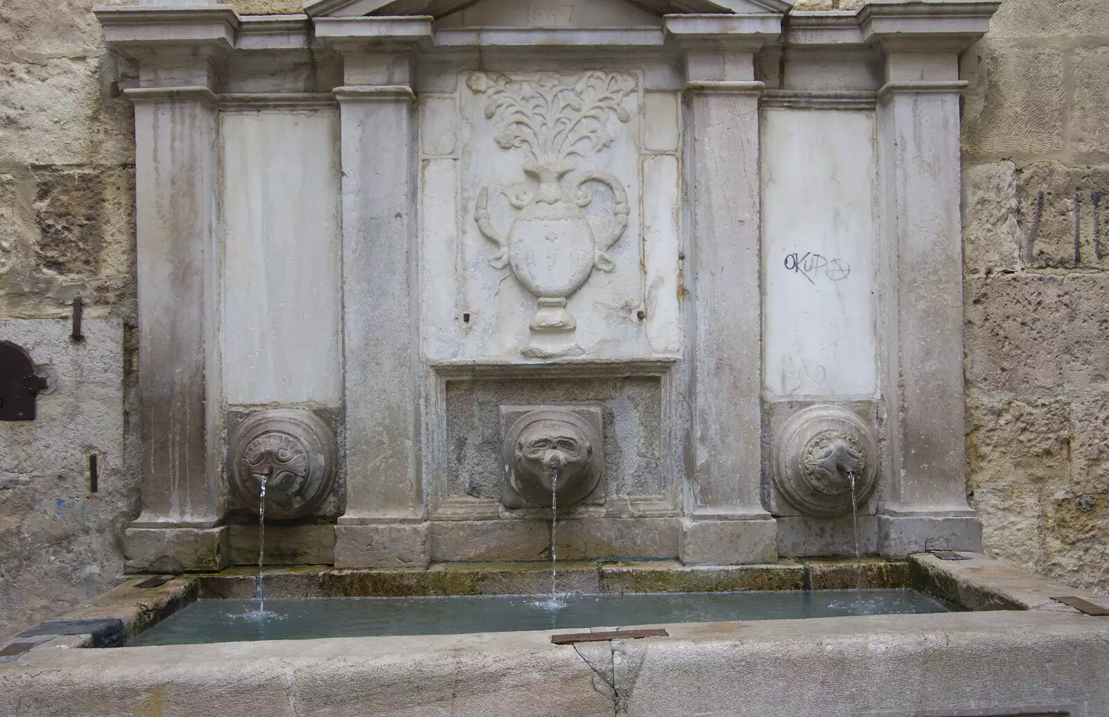 Some kind of trough, fed by three water spouts, from A Walk up a Hill, Paella on the Beach and Granada, Andalusia, Spain - 19th April 2018