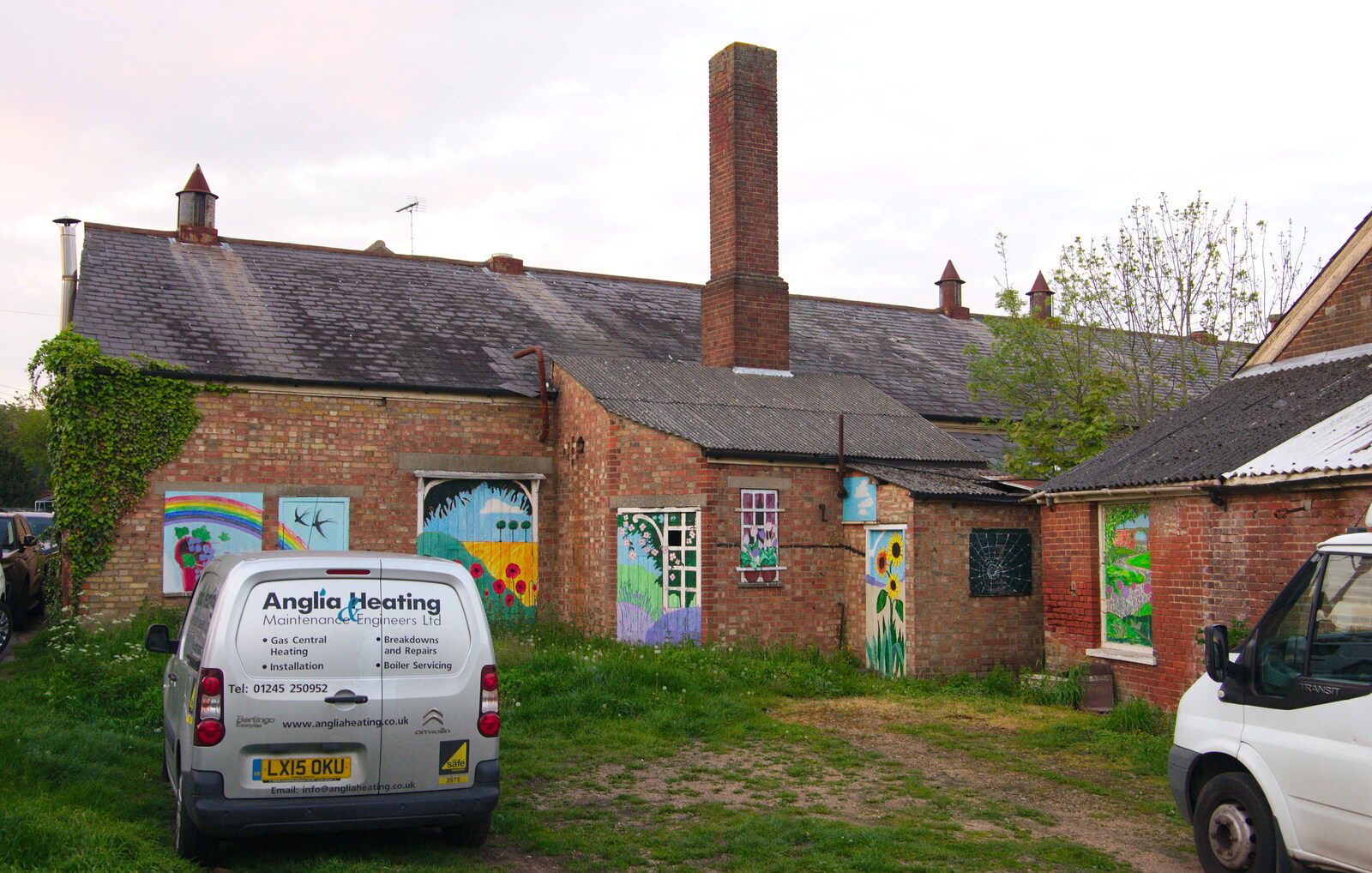 Some sort of derelict factory with paintings from The BSCC Bike Ride 2019, Coggeshall, Essex - 11th May 2019