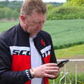 The BSCC Bike Ride 2019, Coggeshall, Essex - 11th May 2019, Gaz checks his phone