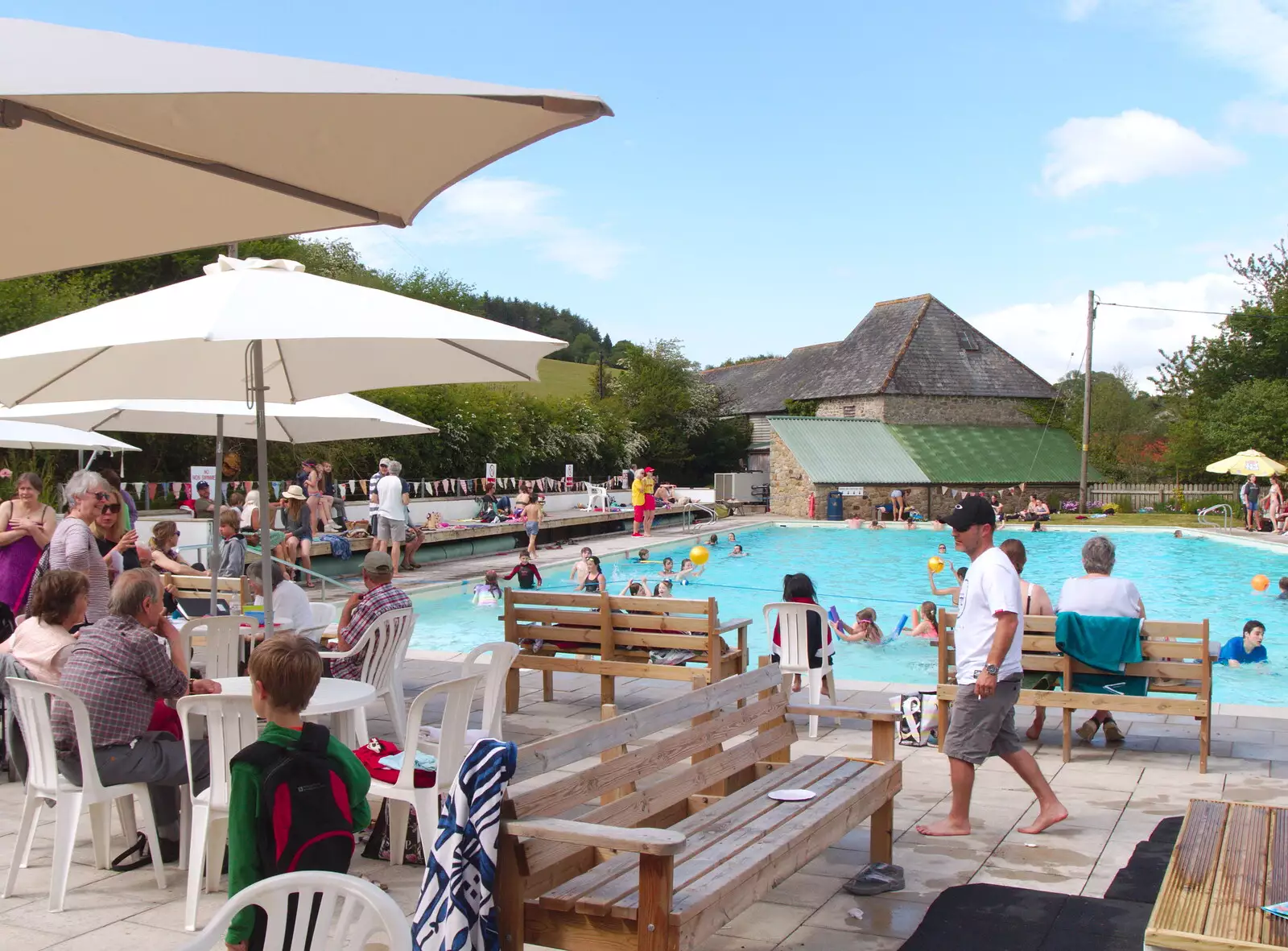 It's busy down at the Lido, from Chagford Lido and a Trip to Parke, Bovey Tracey, Devon - 25th May 2019