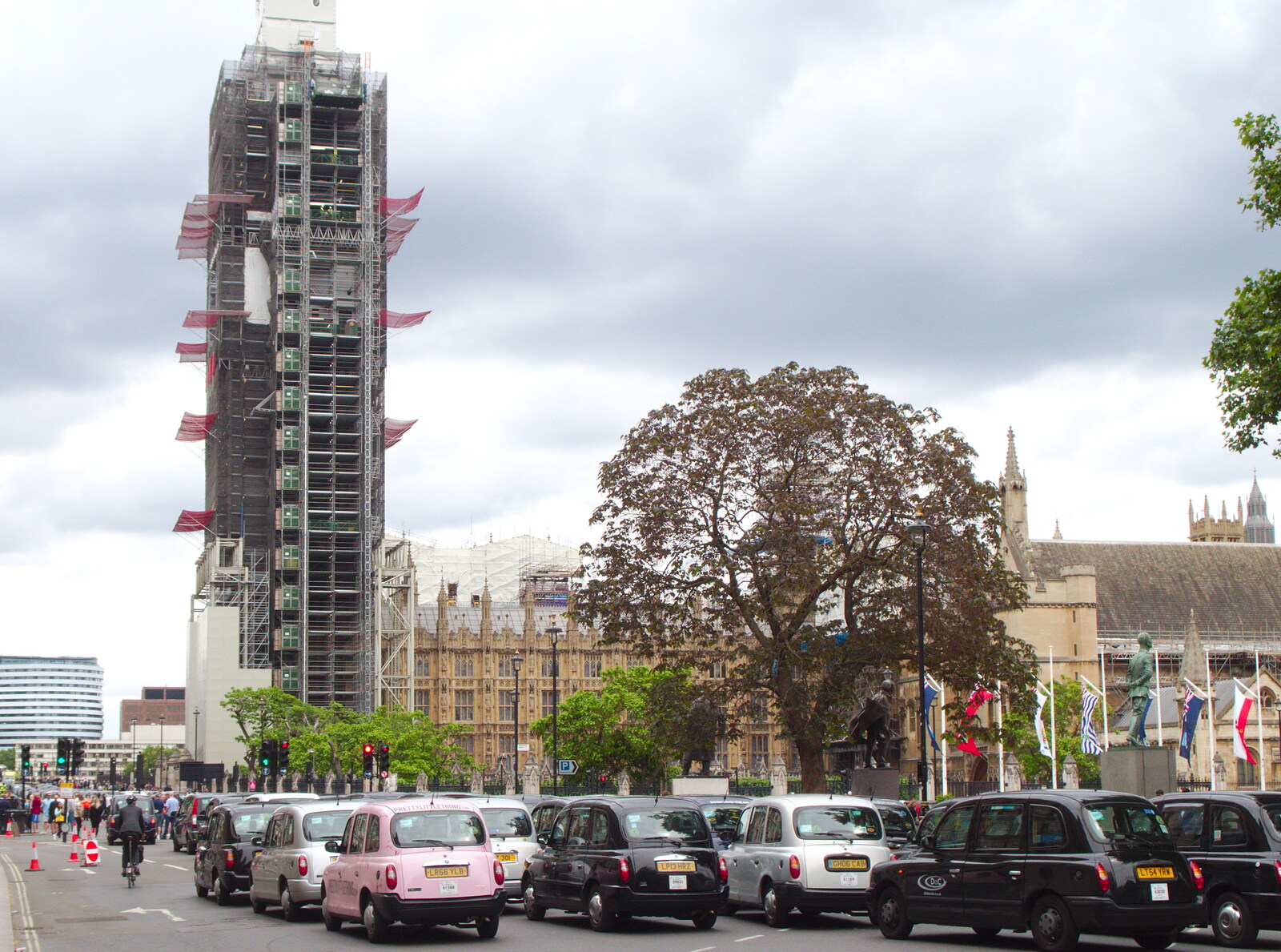 The BSCC at Gissing, Taxi Protests and Eye Scarecrows - 8th June 2019: Taxis park up in Parliament Square