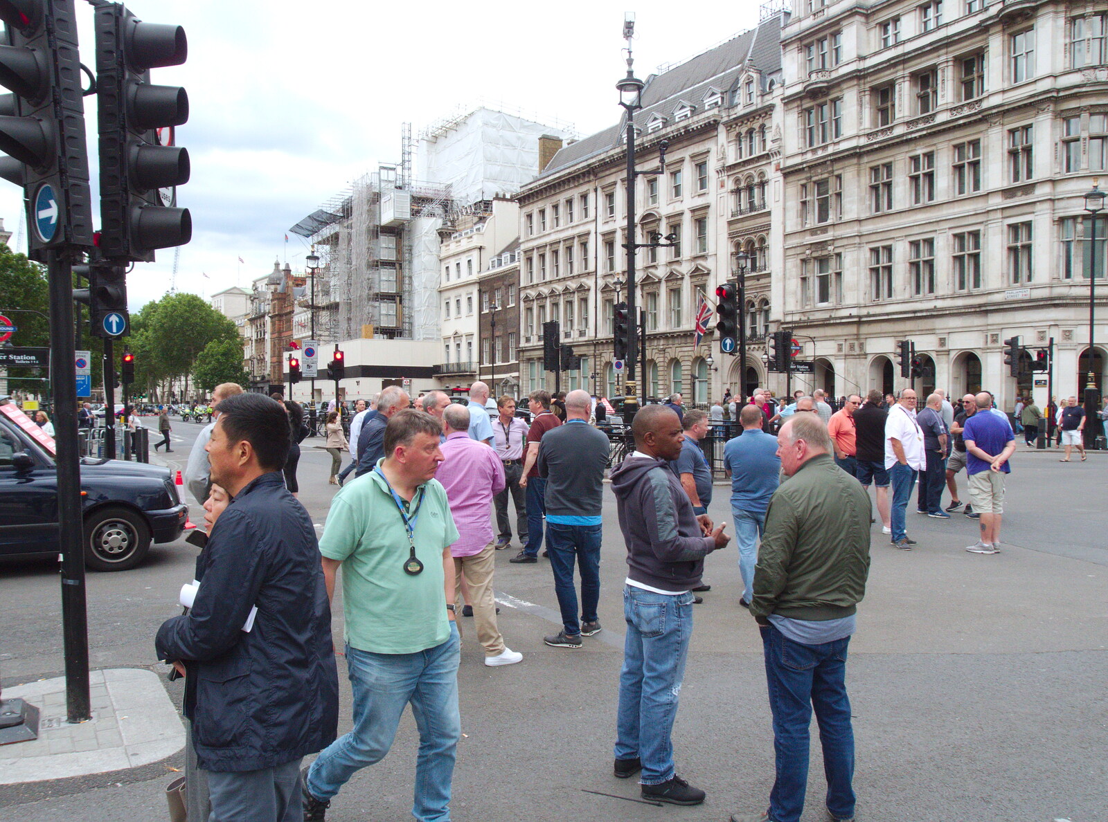 A load of taxi drivers mill around on Whitehall from The BSCC at Gissing, Taxi Protests and Eye Scarecrows - 8th June 2019