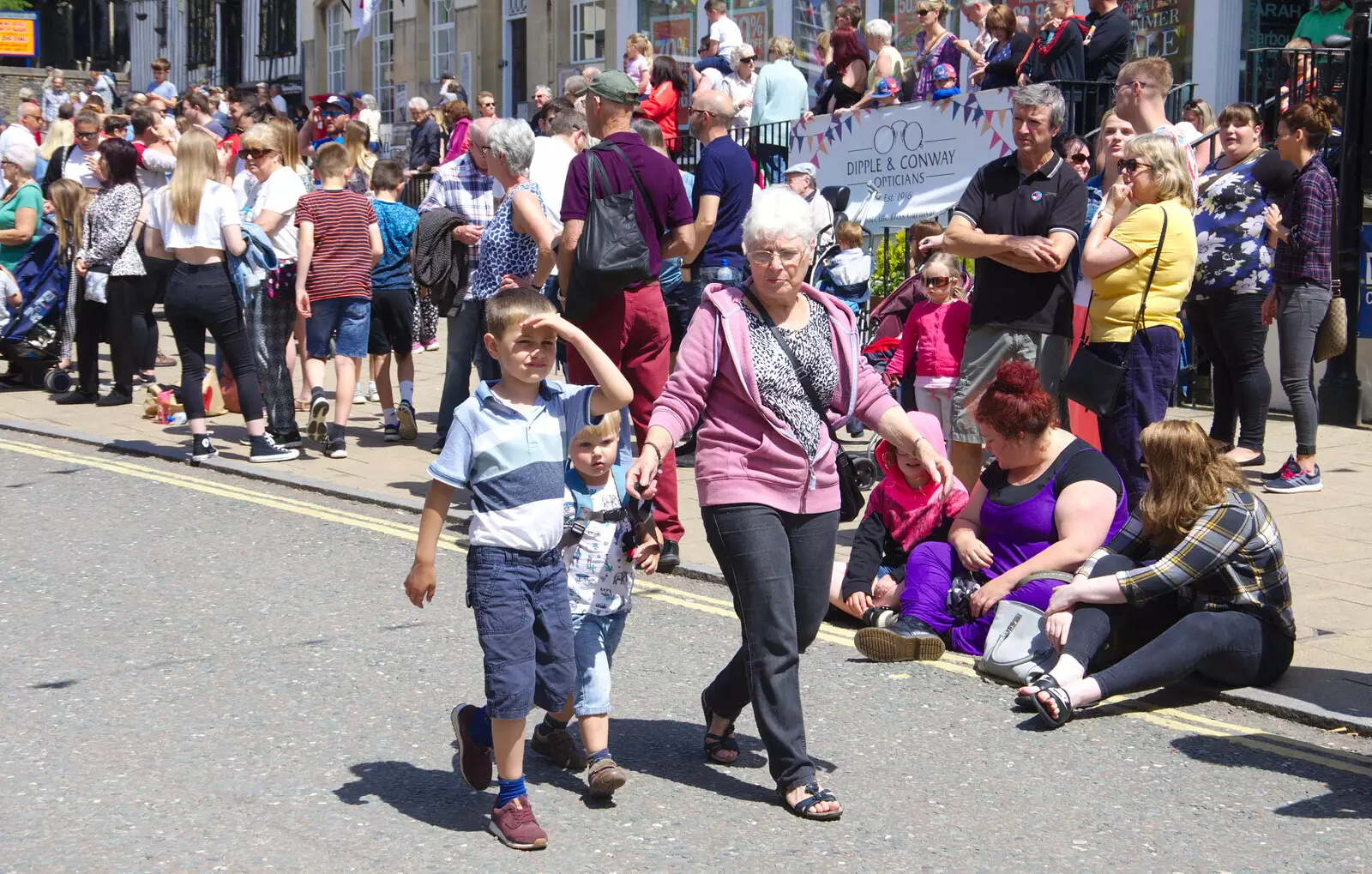 Spammy wanders past, from The Diss Carnival 2019, Diss, Norfolk - 9th June 2019