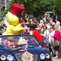 The town mascot - a duck called Dinsdale, The Diss Carnival 2019, Diss, Norfolk - 9th June 2019