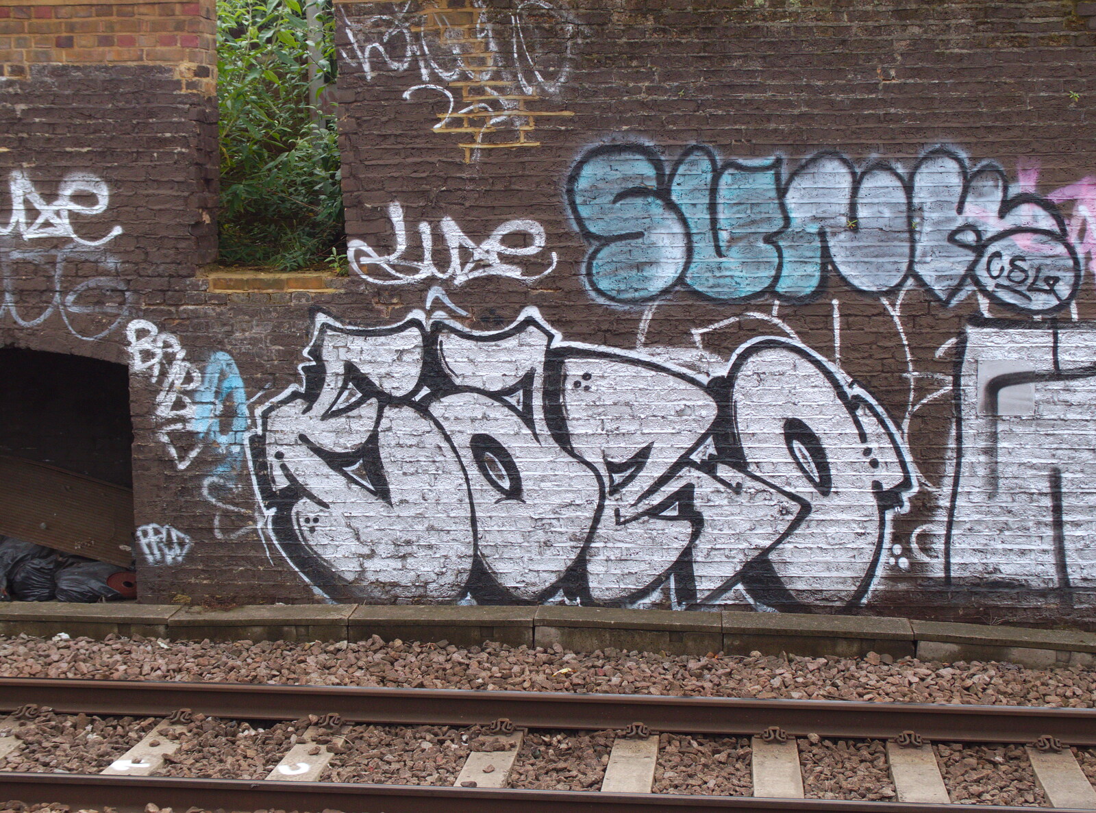 More graffiti tags from A High-Pressure Watermain and some Graffiti, Eye and London - 11th June 2019