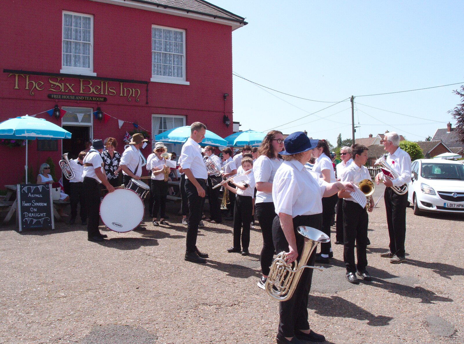 The band forms up from GSB and the Gislingham Fete, Suffolk - 29th June 2019