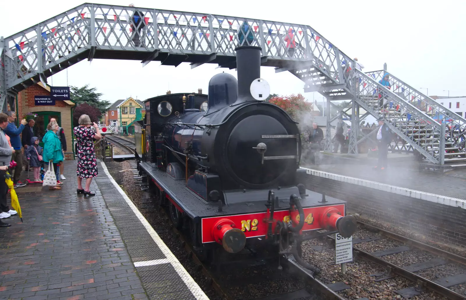 Engine 564 steams away, from Kelling Camping and the Potty Morris Festival, Sheringham, North Norfolk - 6th July 2019