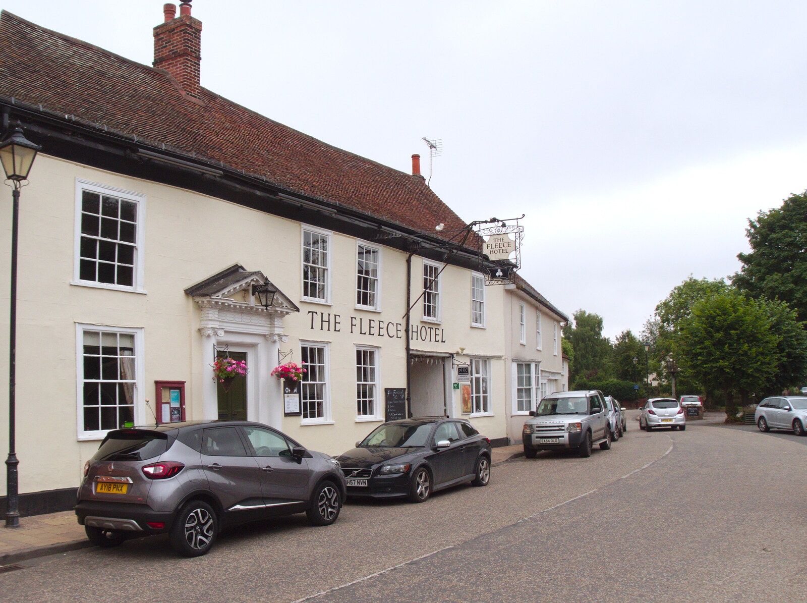 A Postcard from Boxford and BSCC at Pulham, Suffolk and Norfolk - 13th July 2019: The Fleece Hotel in Boxford